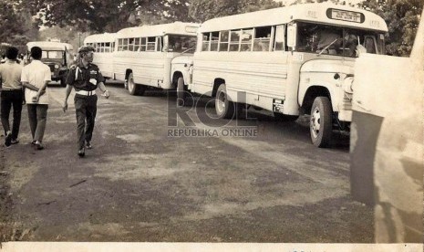 Bus-bus besar siap mengantar para calon jamaah haji. 