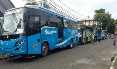 Bus transjakarta. 