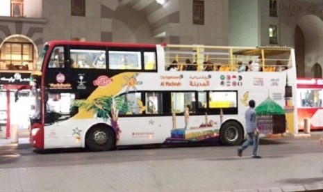 Bus wisata disiapkan untuk melayani jamaah berkunjung ke sebelas situs penting di Madinah.