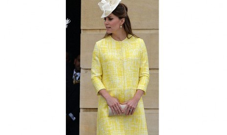 Busana hamil Kate Middleton