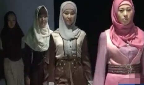 Busana Muslimah di Kirgistan