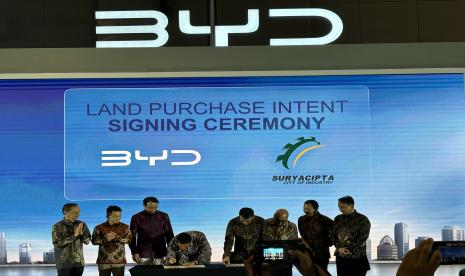 Perusahaan riset Rho Motion, penjualan global kendaraan listrik (BEV) dan Plug-in Hybrid Electric Vehicle (PHEV) naik 13 persen