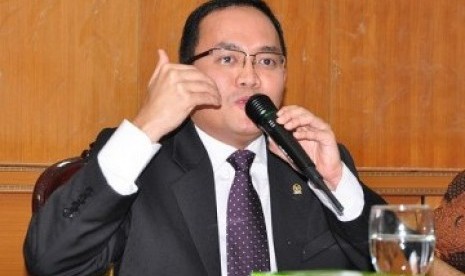  Dodi Reza Alex Nurdin