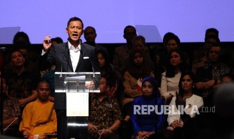 Cagub Agus Harimurti Yudhoyono menyampaikan pidato politik didepan pendukung, Jakarta, Ahad (30\10). 