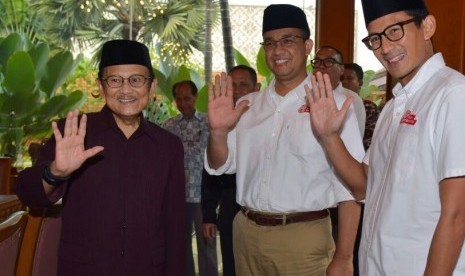 Cagub Cawagub DKI, Anies Baswedan-Sandiaga Uno berkunjung ke kediaman presiden RI ke-6 BJ Habibie