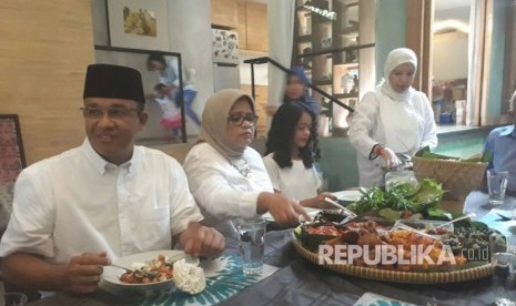 Gubernur DKI Jakarta Anies Baswedan dan keluarga (ilustrasi)