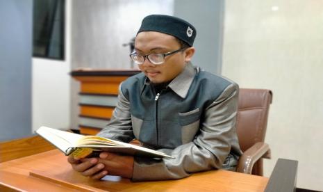 Calon imam masjid di Uni Emirat Arab (UEA), warga Lowokwaru, Kota Malang, Jawa Timur, Al Rizhal Tisma Wahid Maulana.