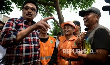 Calon Wagub DKI Jakarta Djarot Saiful Hidayat saat blusukan (ilustrasi).