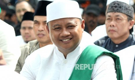 Calon Wakil Gubernur Jawa Barat, Uu Ruhzanul Ulum