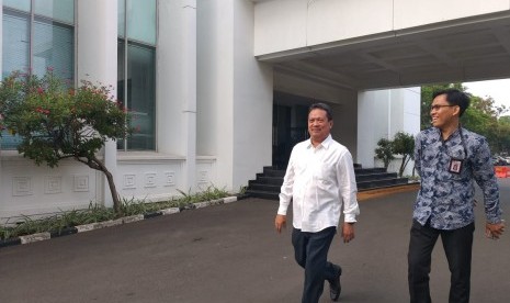 Calon wakil menteri Kabinet Indonesia Maju, Wahyu Sakti Trenggono, tiba di istana, Jumat (25/10). 