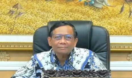 Calon wakil presiden nomor urut 3 Mahfud MD. dalam 