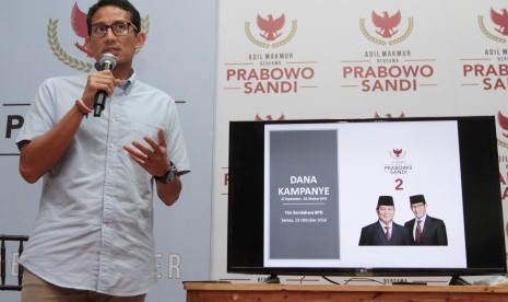 Calon Wakil Presiden RI nomor urut 02 Sandiaga Uno saat memaparkan dana kampanye yang diakukan di Media Center Prabowo-Sandi, Jakarta, Selasa (23/10/2018).