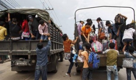 Cambodian migrant workers