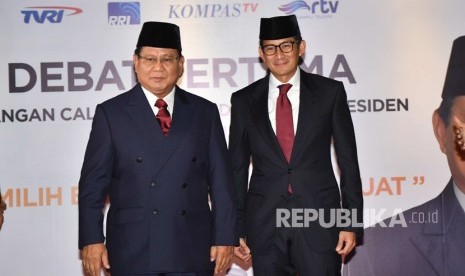 Capres-cawapres nomor urut 02 Prabowo-Sandiaga Uno tiba untuk mengikuti debat pertama Pilpres 2019, di Hotel Bidakara, Jakarta, Kamis (17/1/2019).