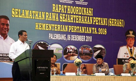 Menteri Pertanian Amran Sulaiman pada Rapat Koordinasi (Rakor) Program Selamatkan Rawa Sejahterakan Petani (Serasi) Kementerian Pertanian Tahun Anggaran 2018, Kamis (6/12) di Palembang.