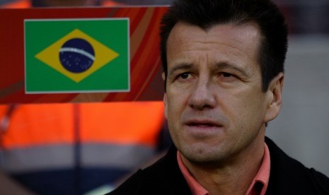 Carlos Dunga ditunjuk sebagai pelatih baru Timnas Brasil menggantikan Luiz Felipe Scolari