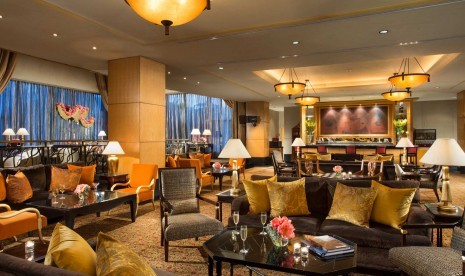 Cascade Lounge menjadi tempat puncak perayaan tahun baru di Hotel Mulia Jakarta.