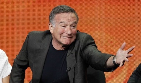 Komedian sekaligus aktor Robin Williams meninggal pada 2014. Sketsa komedinya masih tersedia di Pandora, layanan streaming milik Xirius XM. Kini, keluarga mendiang Williams menggugat Pandora untuk membayar royalti.