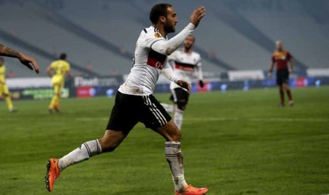 Cenk Tosun 