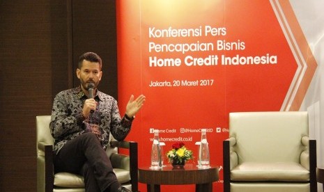 CEO HCI Jaroslav Gaisler berbicara dalam konferensi pers kinerja perusahaan