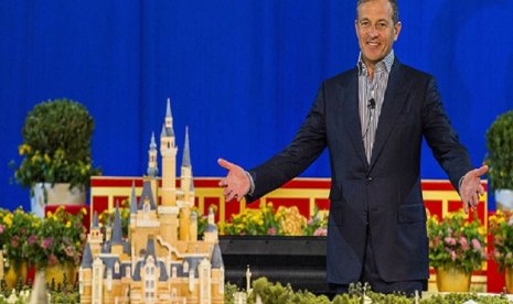 CEO Shanghai Disneyland, Bob Iger