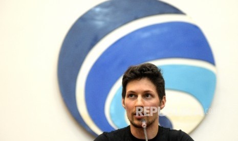  CEO Telegram Pavel Durov menggelar konferensi pers usai pertemuan di Kantor Kemenkominfo, Jakarta, Selasa (1/8).