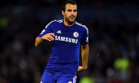 Cesc Fabregas menjadi bintang laga melawan Burnley.