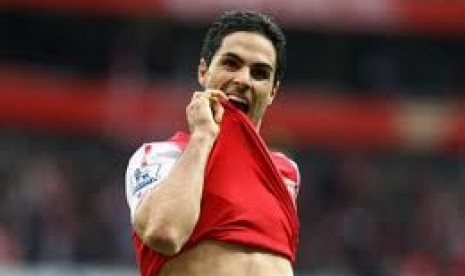 Cetak Gol Tunggal. Gelandang Arsenal Mikel Arteta menjadi mimpi buruk City usai mencetak gol untuk kemenangan Arsenal dalam lanjutan Liga Primer Inggris, Minggu (8/4) malam WIB.