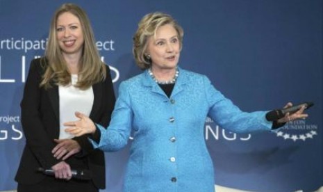 Chelsea dan Hillary Clinton