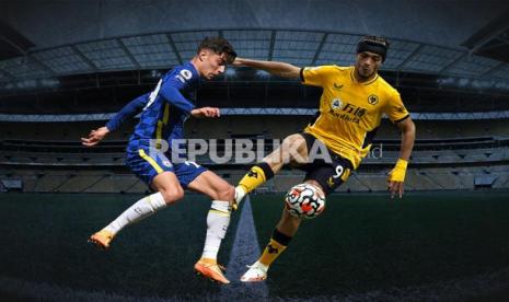 Gelandang Chelsea Kai Havertz Vs penyerang Wolves Raul Jimenez (kanan)