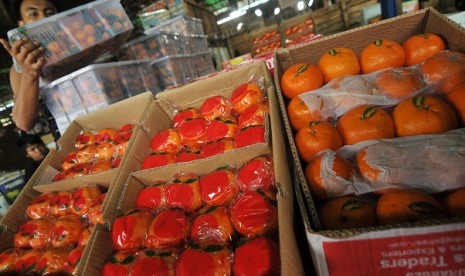 Chinese agriculture products flood the central market of Kramat Jati, East Jakarta.  