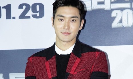 Choi Si Won Super Junior.