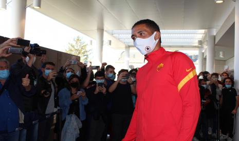 Bek AS Roma Chris Smalling.