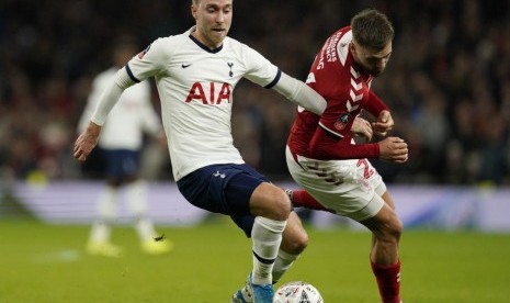 Christian Eriksen saat tampil melawan Middlesbrough pada laga ulangan putaran ketiga Piala FA, Selasa (15/1).