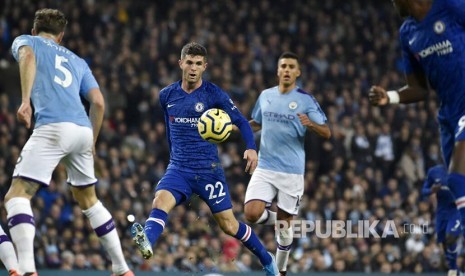 Christian Pulisic (tengah).