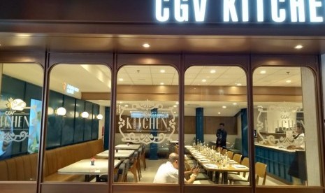 CJ CGV membuka gerai kedua CGV Kitchen di Grand Indonesia, Jakarta Pusat, Kamis (10/10).