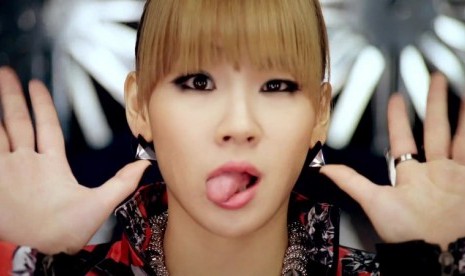 CL 2NE1 memiliki nama asli Lee Chae Lin