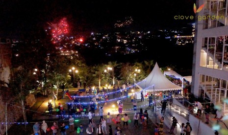  Clove Garden Hadirkan 'Glowing Bohemian Party'