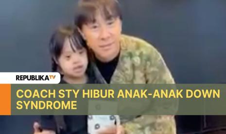 Coach STY saat bertemu anak-anak Down syndrome