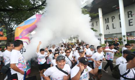 Color Run #Togetherun di Taman Mini Indonesia Indah (TMII). 