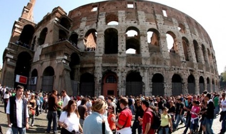 Coloseum Peninggalan Romawi kuno