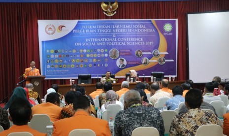 Conference Internasional on Social and Political Science (ICOSPS) 2019