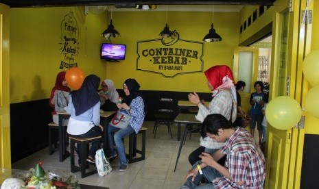 Container Kebab Cafe by Babarafi Hadir Dekat UIN Ciputat