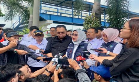 Corporate Secretary ASDP Shelvy Arifin mengatakan bahwa saat ini terdapat total 365 orang karyawan perempuan atau Srikandi ASDP yang secara aktif berkontribusi dalam kelancaran operasional perusahaan.