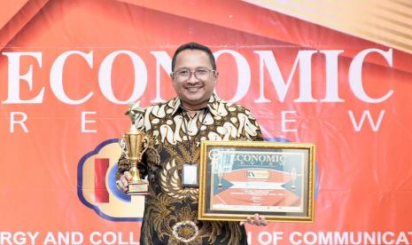 Corporate Secretary Jasa Raharja, Harwan Muldidarmawan, berhasil meraih penghargaan sebagai The Best Corporate Secretary & Communication 2023 Category Insurance Company dengan level Platinum atau Very Excelent