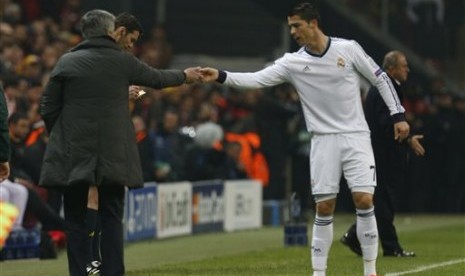 Cristiano Ronaldo dan Jose Mourinho.