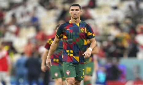  Cristiano Ronaldo Portugal sebelum pertandingan sepak bola babak 16 besar Piala Dunia antara Portugal dan Swiss, di Stadion Lusail di Lusail, Qatar, Selasa, 6 Desember 2022. 