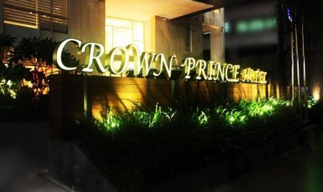 Crown Prince Hotel Surabaya.