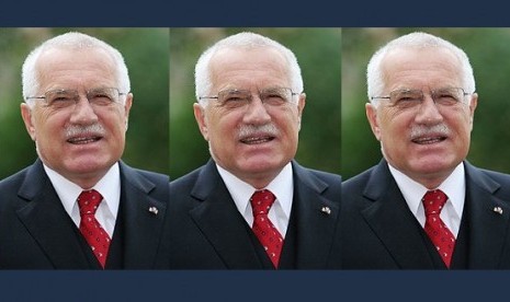 Czech President Vaclav Klaus (file photo) 