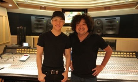 Daesung dan Taro Hakase 